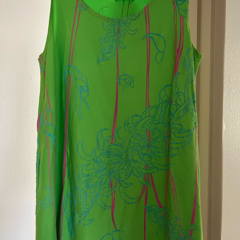 BNWT Kahualeʻa Sleeveless Top